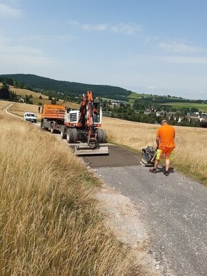 Erneuerung der Zufahrt (Bild vergrößern)