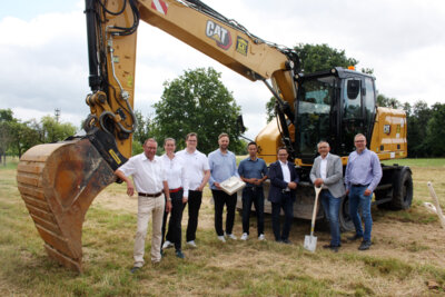 Die Bagger für neue ASB-Rettungswache in Immenhausen rollen (Bild vergr&ouml;&szlig;ern)