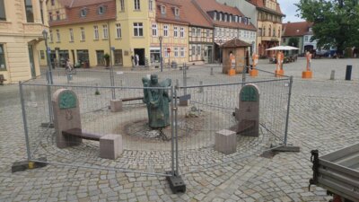 Vorschaubild zur Meldung: Arbeiten am Bassewitzbrunnen Kyritz