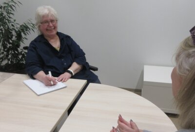 Karin Müller vom Inklusionsbeirat bietet kostenlose Beratungsgespräche im Rathaus an. Foto: Stadt Maintal