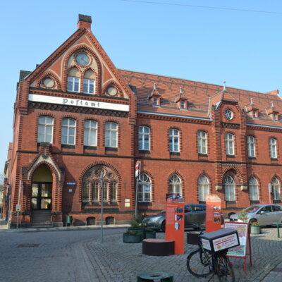 Stadt Perleberg | Ein Blick auf das ehemalige Postgebäude