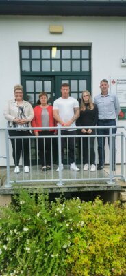 Maria-Sophie Weigelt, Bürgermeisterin Anja Kramer, Danny Blessin, Celine Nickel, Gordon Sohns