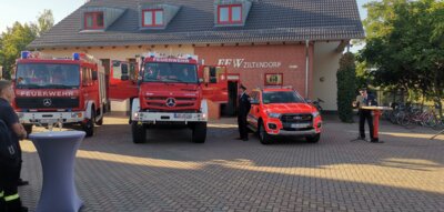 Foto zur Meldung: Neue Feuerwehrfahrzeuge