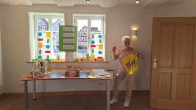 Foto: Michaela Schügner, Kursleitung des SimA® Kurses, der auch in Schwarzenborn im Ahlen Porrhüs stattfindet. (Bildautorin: Kreisverwaltung Schwalm-Eder)