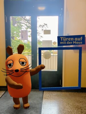 Maus im Eingang Entdeckerhaus (Bild vergrößern)