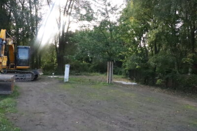 Bullengraben am Sportplatz Goethe Grundschule verrohrt