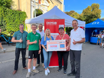 Von links: Andreas Aigster, Andreas Stuhler, Karl Miller, Angelina Seefried (Vorständin), Brigitte Lehenberger (DKMS), Edwin Räder (Vorstand)   Fotograf: Max Gartner