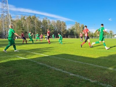 erfolgreiche Heimspiele der Erwachsenenteams (Bild vergrößern)