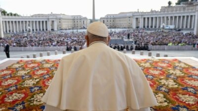 Vorschaubild zur Meldung: Papst kündigt interreligiöses Friedensgebet an