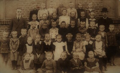 Klassenfoto (Bild vergrößern)