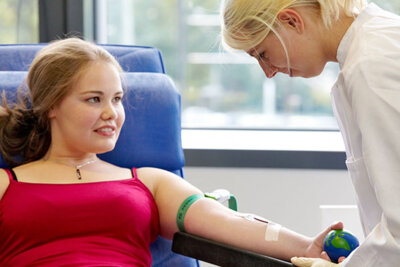 Spende Blut beim Roten Kreuz (Bild vergrößern)
