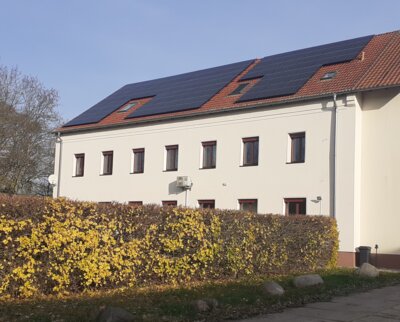 Link zu: Sonnenenergie zur Stromversorgung der Amtsverwaltung Nennhausen