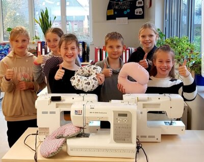 Foto zur Meldung: Neue Nähmaschinen für die kleinen Schneiderlein