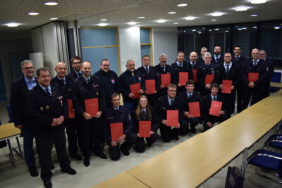Meldung: Bürgermeister ernennt Funktionsträger in der Freiwilligen Feuerwehr der Verbandsgemeinde Westerburg