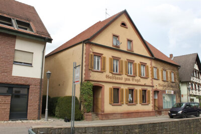 Das Gasthaus "Zum Engel" von außen. (Bild vergrößern)