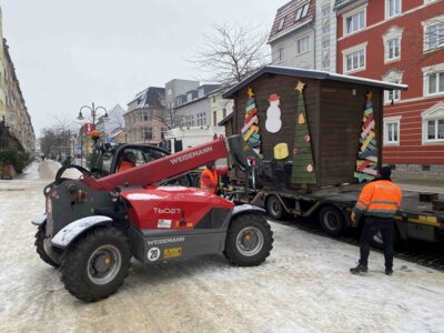 16 Hütten erwarten in diesem Jahr die Gäste des Weihnachtsmarktes I Foto: Andreas Grieswald (Bild vergrößern)
