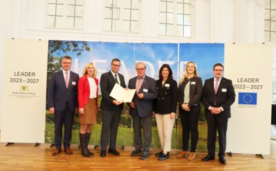 Minister Hauk gibt die neuen LEADER-Aktionsgruppen für die Förderperiode 2023-2027 bekannt (Bild vergrößern)