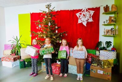 Foto zur Meldung: Weihnachtspäckchenaktion an der Peeneschule