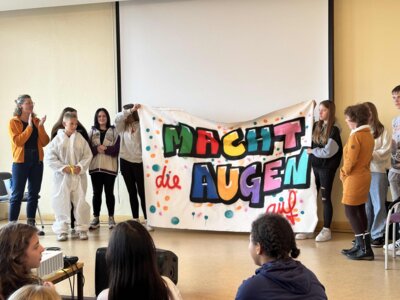 150 Schülerinnen und Schüler stellten im Oktober 2023 ihre Vorstellungen, Wünsche und Meinungen eines guten Zusammenlebens in Wittenberge vor I Foto: Martin Ferch (Bild vergrößern)