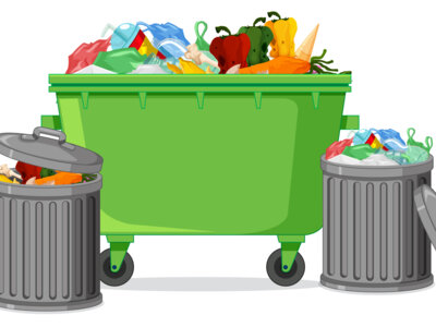 Eine grüne Mülltonne und zwei kleine graue Mülleimer, die gefüllt sind. © freepik (Bild vergrößern)