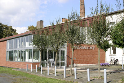 Glasmuseum Immenhausen (Bild vergr&ouml;&szlig;ern)