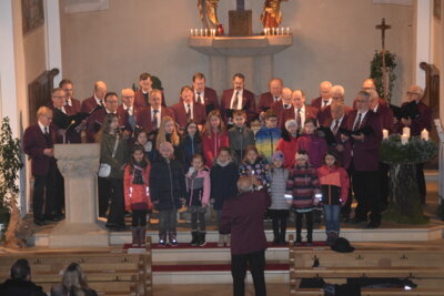 Vorweihnachtliches Konzert mit dem LK Ellenberg unter dem Motto „Tue Gutes und rede darüber“ (Bild vergrößern)