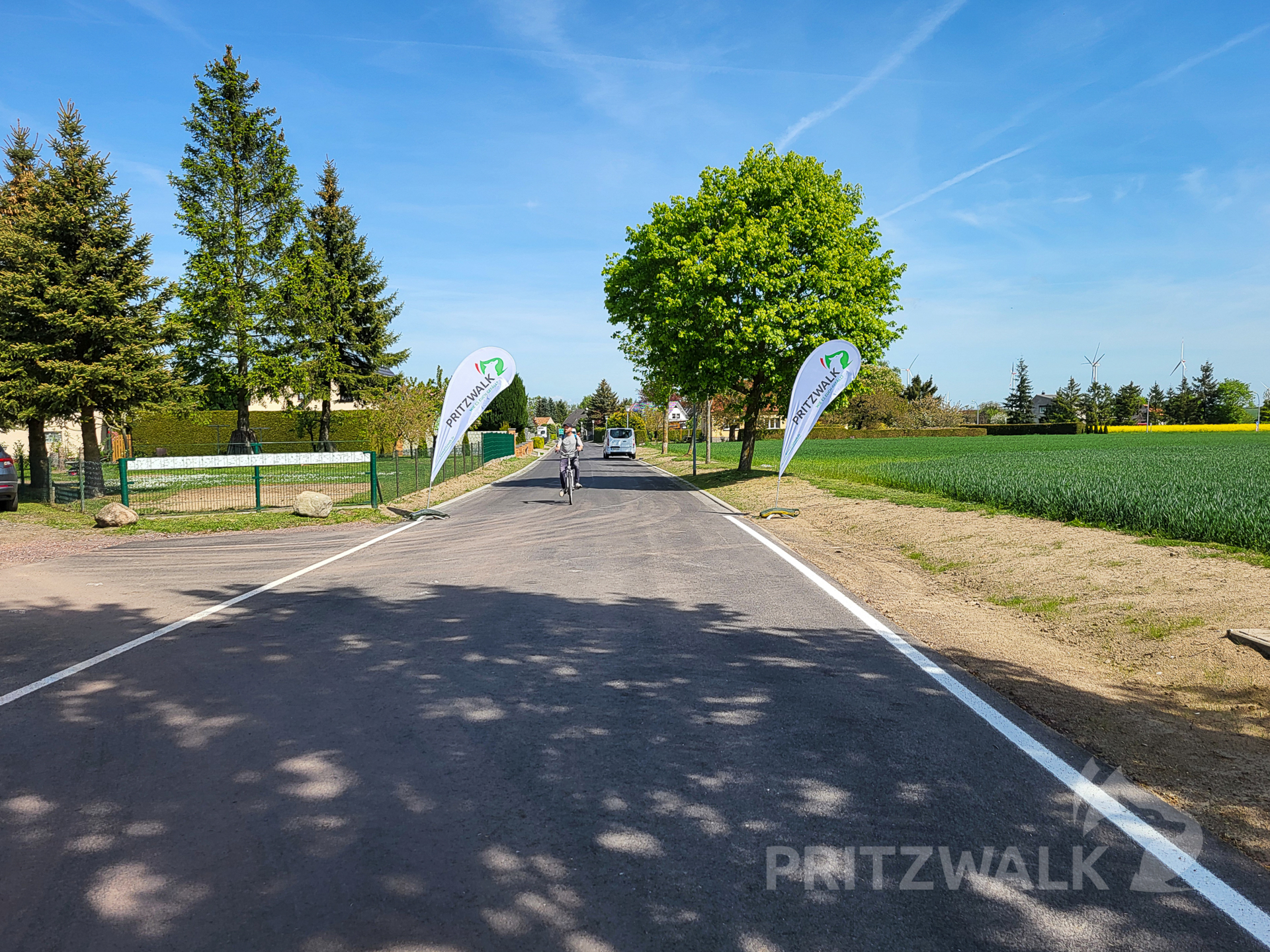 Am Tag der Freigabe wurde die Fahrbahn schon fleißig genutzt. Foto: Stadt Pritzwalk