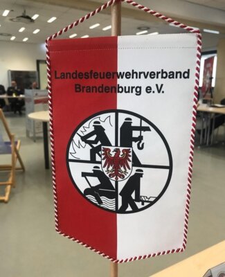 Foto zur Meldung: Präsidialratstagung des Landesfeuerwehrverbandes am 01.04.2023 in Falkensee