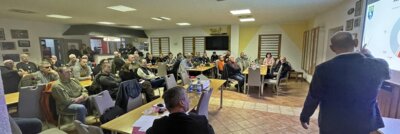 Einwohnerversammlung in Rädel zur Wärmeplanung: Gemeinde setzt auf nachhaltige Energie (Bild vergrößern)