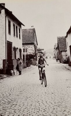 Bengel Hauptstraße, heute Koblenzer Straße um 1938, Bildquelle: Buch Land und Leute in alten Bildern