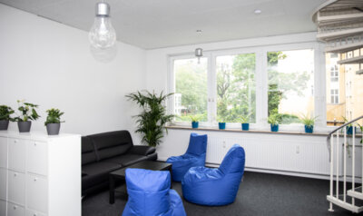 Eingangsbereich im Berliner Büro (Bild vergrößern)