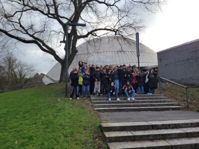 Exkursion zum Planetarium Bochum (Bild vergrößern)