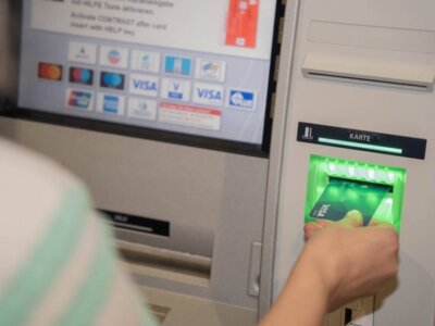 Mit der Bezahlkarte sollen Zahlungen am Geldautomaten möglich sein. Foto: Landeshaupstadt Hannover (Bild vergrößern)
