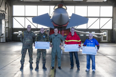 Meldung: Laager Sportvereine werden von Luftwaffensoldaten unterstützt