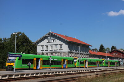 Die Waldbahn am Grenzbahnhof in Bayerisch Eisenstein- Foto Löffelmann