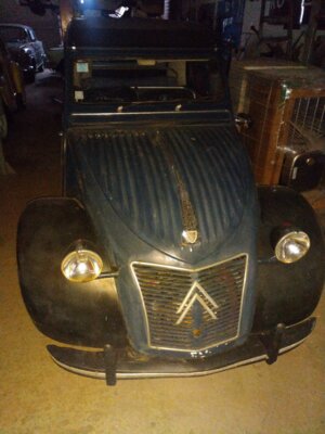 Salg af 2CV'er (Bild vergr&ouml;&szlig;ern)