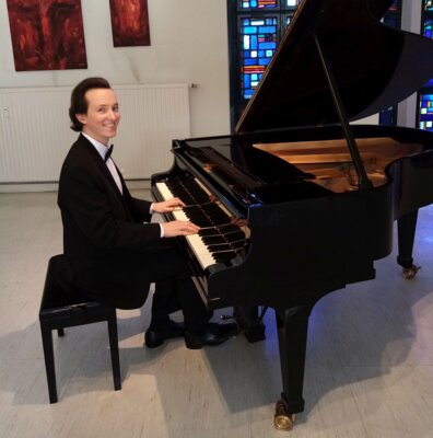 „Klassik ohne Grenzen“ - Ein Klavierkonzert im Kulturhaus „Johannes R. Becher“