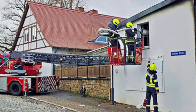 Der Brand in der Fleischerei Thielecke über Weihnachten bedeutete den letzten und zugleich größten Einsatz des Jahres 2023. Foto: Feuerwehr Eilsleben/Ummendorf (Bild vergrößern)