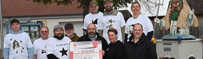 Moorochsenzunft spendet 1111,- Euro an das Hospiz Haus Maria in Biberach (Bild vergrößern)