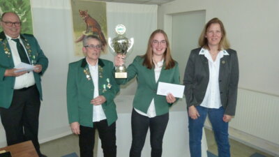 Eileen Siegmund gewinnt den LVM Jugendpokal (Bild vergrößern)