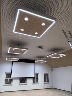 Neue LED Beleuchtung im Gemeindehaus (Bild vergrößern)