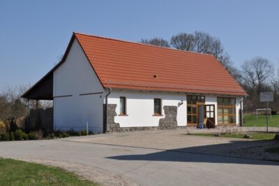 Gemeindehaus in Görlsdorf, Foto: Matthias Lubisch (Bild vergrößern)