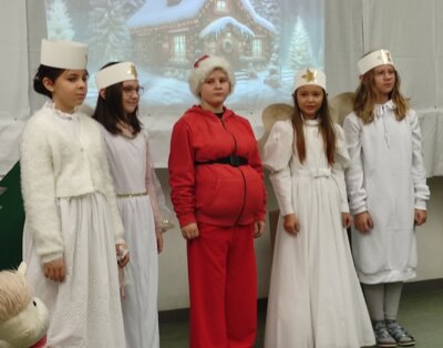 Link zu: "Weihnachten in Gefahr" - ein Theaterstück der 4.Klasse