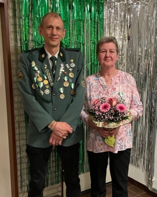 Majestäten 2024: Winterkönig Martin Ralf und Winterkönigin Anja Küddelsmann (Bild vergrößern)