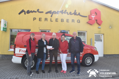 Foto zur Meldung: Großzügige Spende an die Freiwillige Feuerwehr Perleberg!