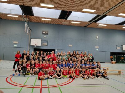 Foto zur Meldung: Turnier unserer Handball-Minis