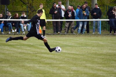 Spielbericht 21.04.2024 (19. Spieltag) (Bild vergrößern)