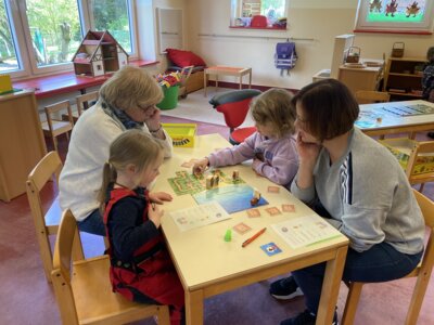 Spielenachmittag für Groß und Klein (Bild vergrößern)