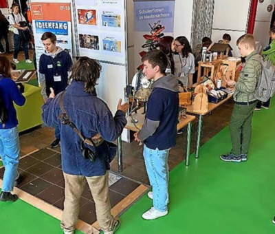 Der Stand der Georg-von-Langen-Schule auf der Schülerfirmenmesse in Berlin.