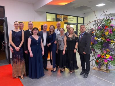 Foto zur Meldung: Tanzbein unermüdlich im Einsatz - Stadtball in Schwandorf am 27.04.2024